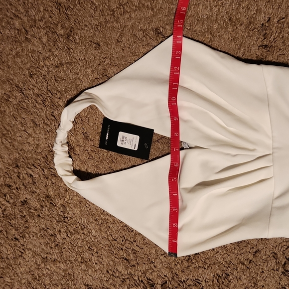 White jumpsuit! - Picture 4 of 11